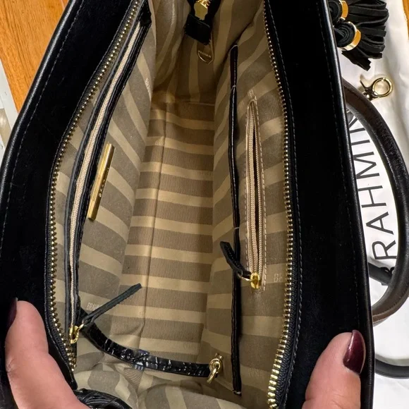 Brahmin Black Croc-Embossed Melbourne Priscilla Satchel - Picture 8 of 12